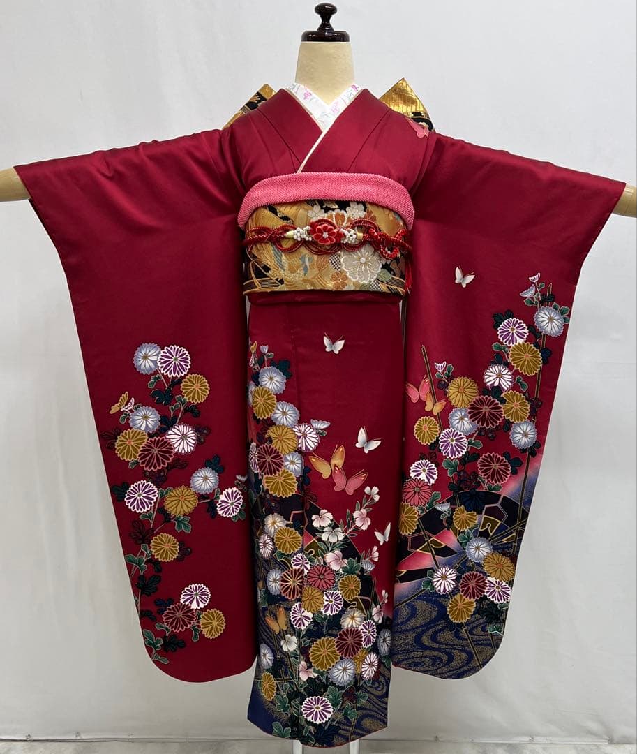 振り袖　フルセット　長襦袢付　金彩加工　刺繍入り　679