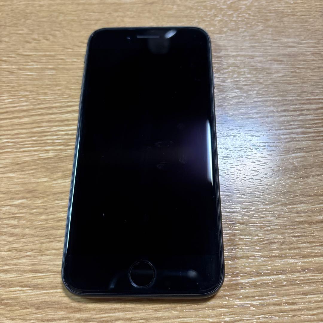 iPhone 8 ブラック 本体