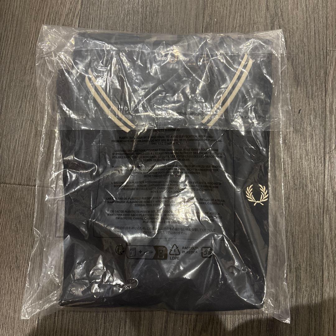 フレッドペリーポロシャツ