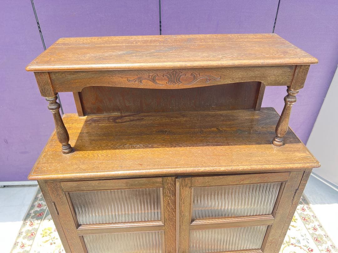 木製ガラス扉キャビネットアンティーク