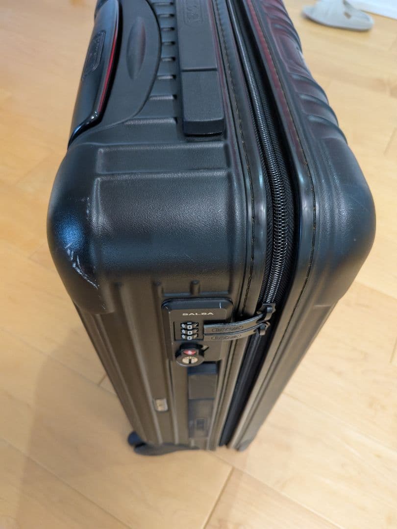RIMOWA　リモワ　2輪　機内持ち込み