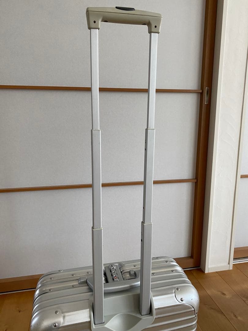 【美品】RIMOWA リモワ トパーズ ビジネストローリー 2輪