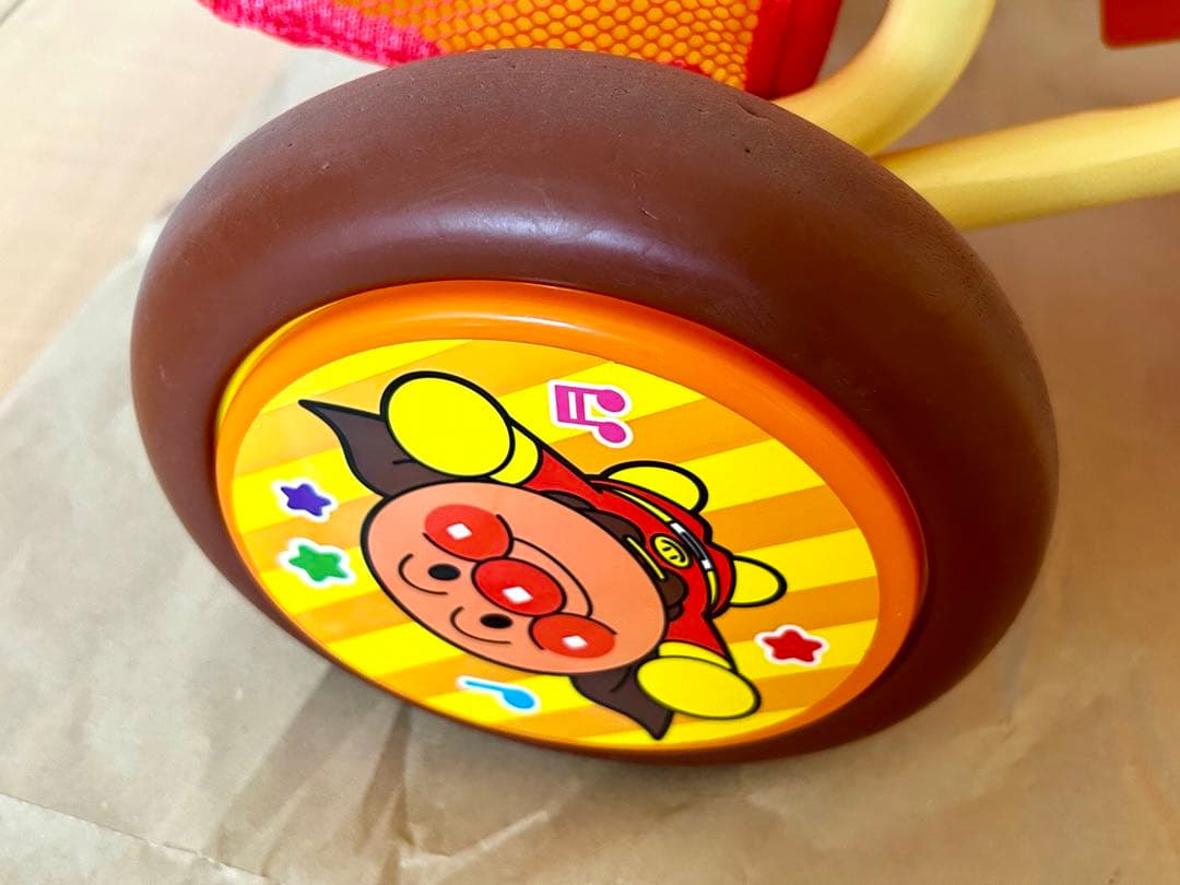 【美品】アンパンマン・三輪車
