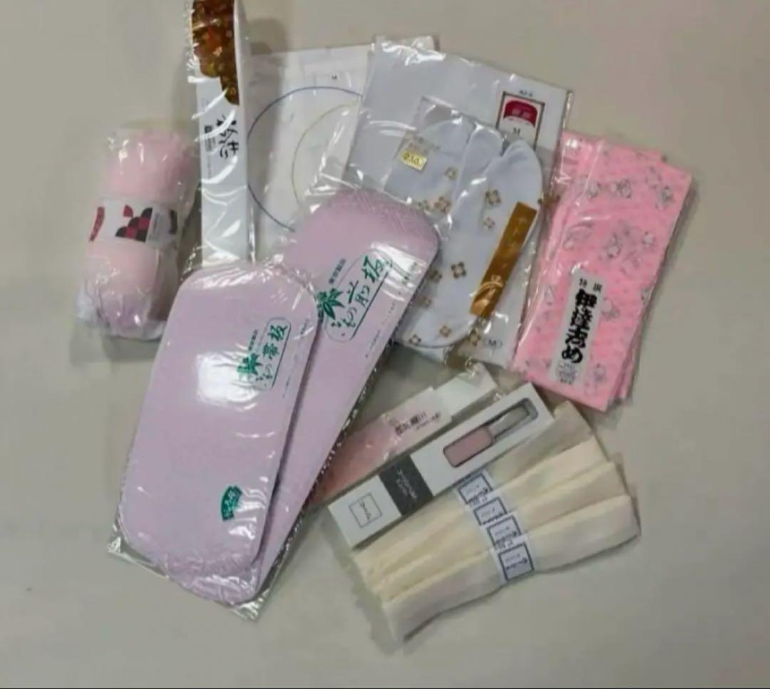 紺地の上品な牡丹と乱菊の振袖フルセット