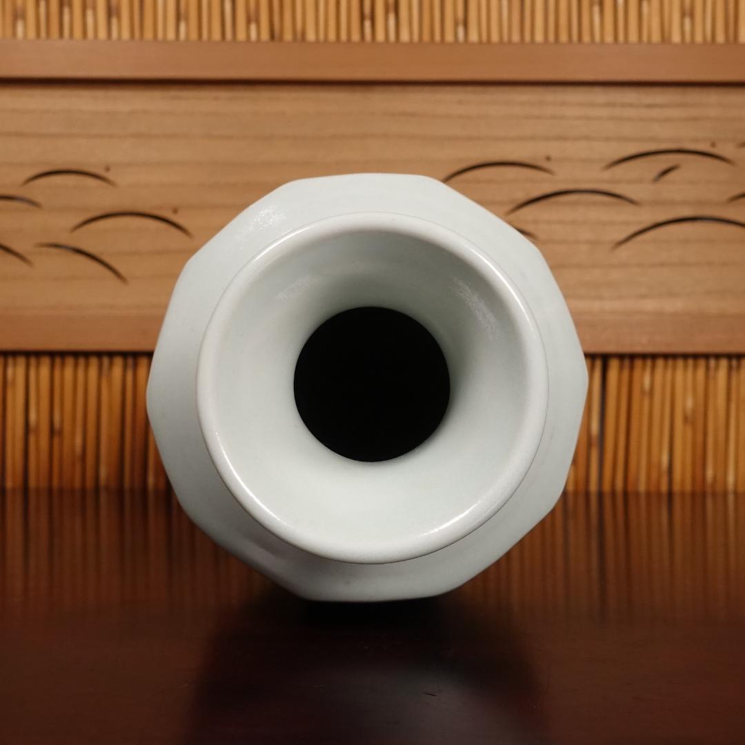 民藝派巨匠 益子焼 名工 瀧田項一 秀逸作 白磁面取瓶子 高29.2cm 共箱