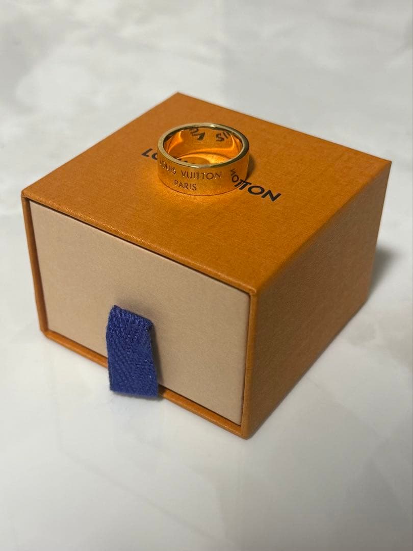 ✨美品✨ louis vuitton リング バーグ LV インスティンクト