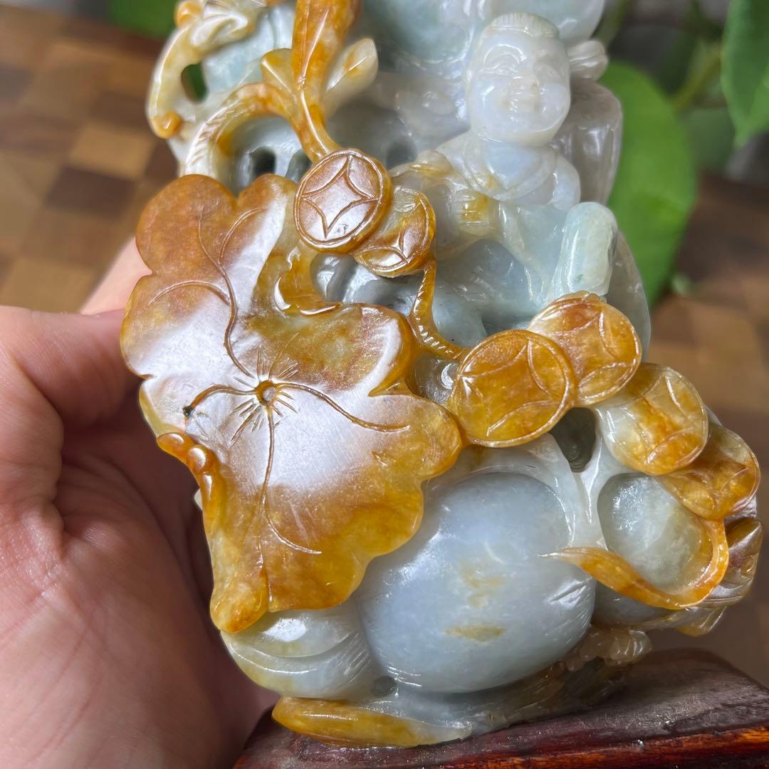【本翡翠】吉祥唐子置物　高さ18、5cm