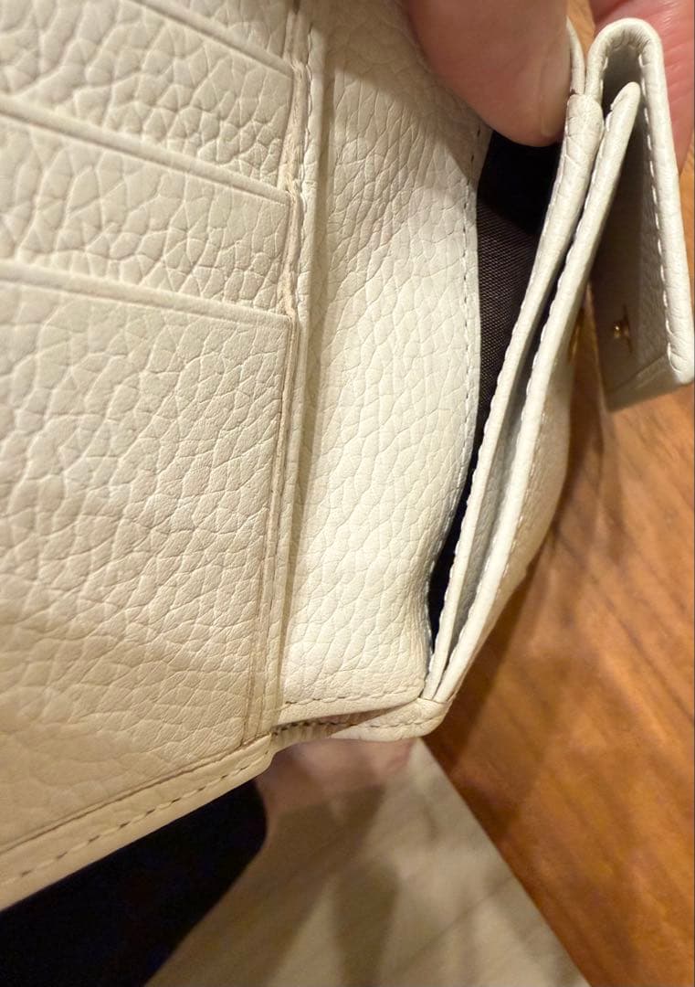 専用　J&M DAVIDSON 二つ折り　ホワイト コンパクト ミニ財布 レザー