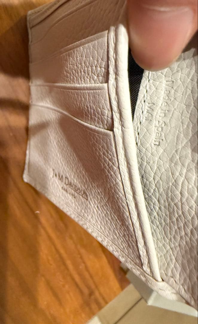 専用　J&M DAVIDSON 二つ折り　ホワイト コンパクト ミニ財布 レザー