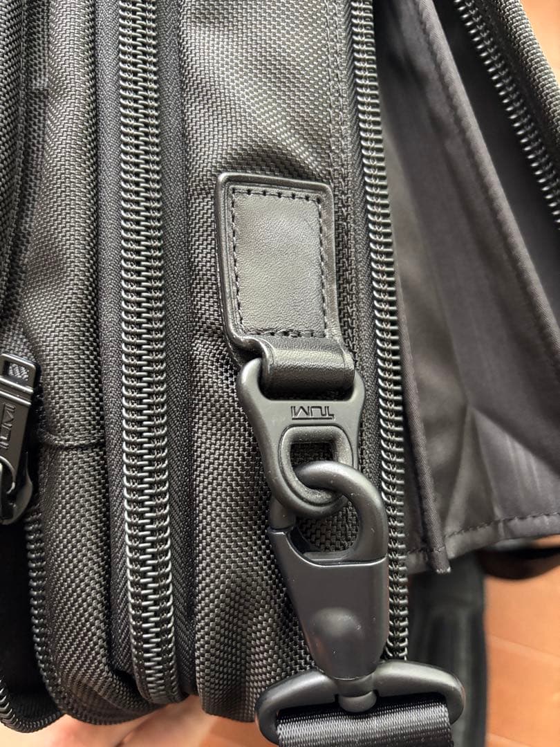 TUMI 26141DH ALPHAエクスパンダブル・オーガナイザー・ブリーフ