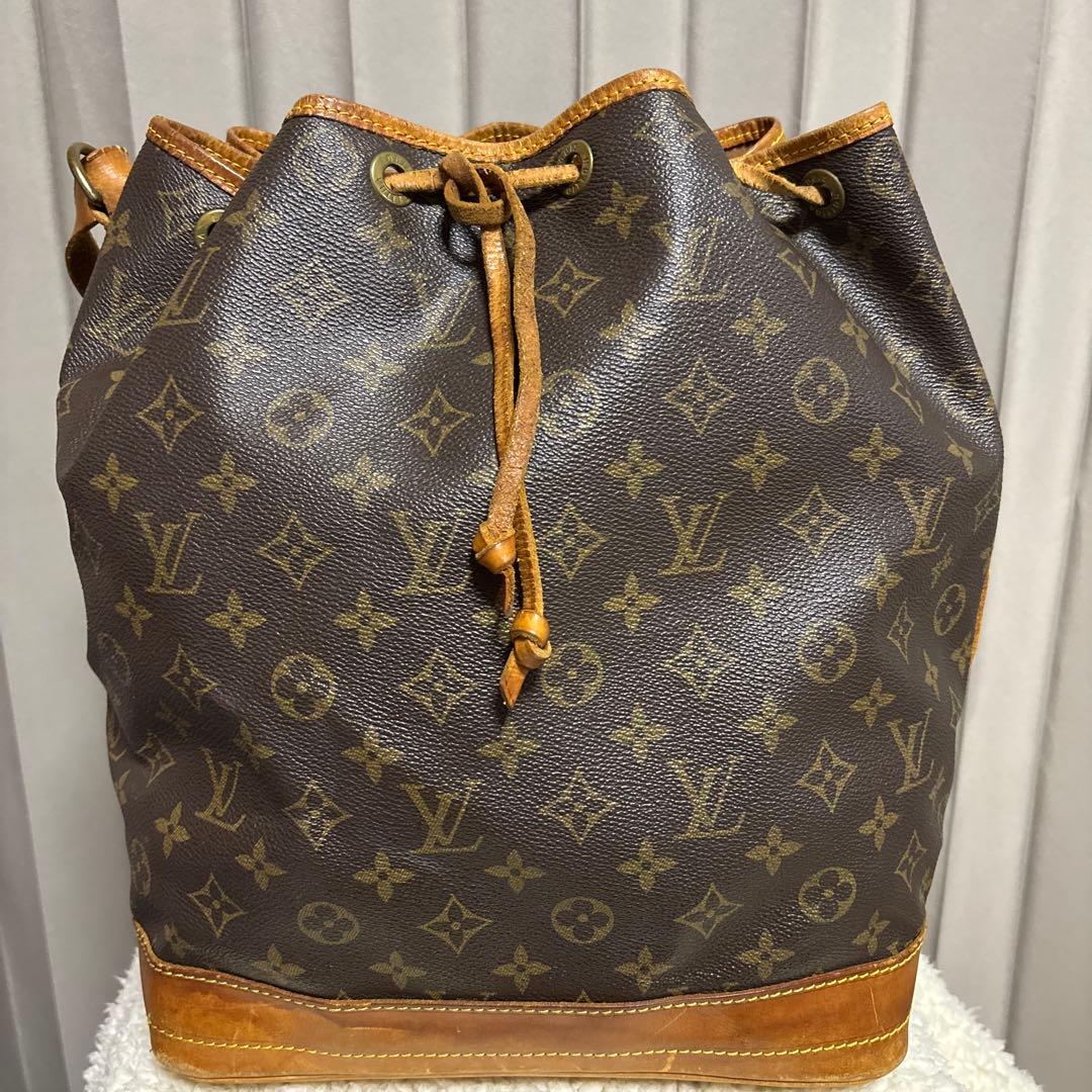 LOUIS VUITTONモノグラム　ショルダーバッグ