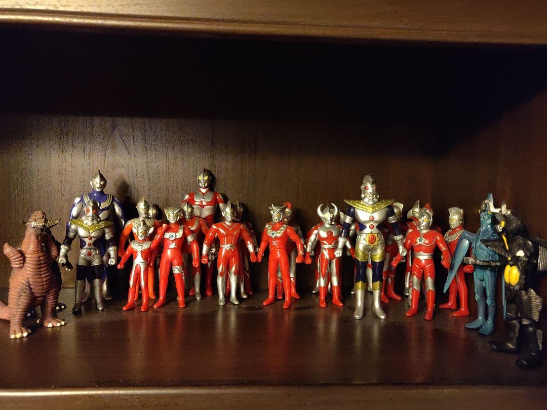 ウルトラマン　フィギュア　セット