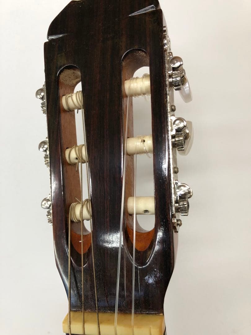 鈴木バイオリン社製の手工品 木曽 拾号 ビンテージギター 1970年代