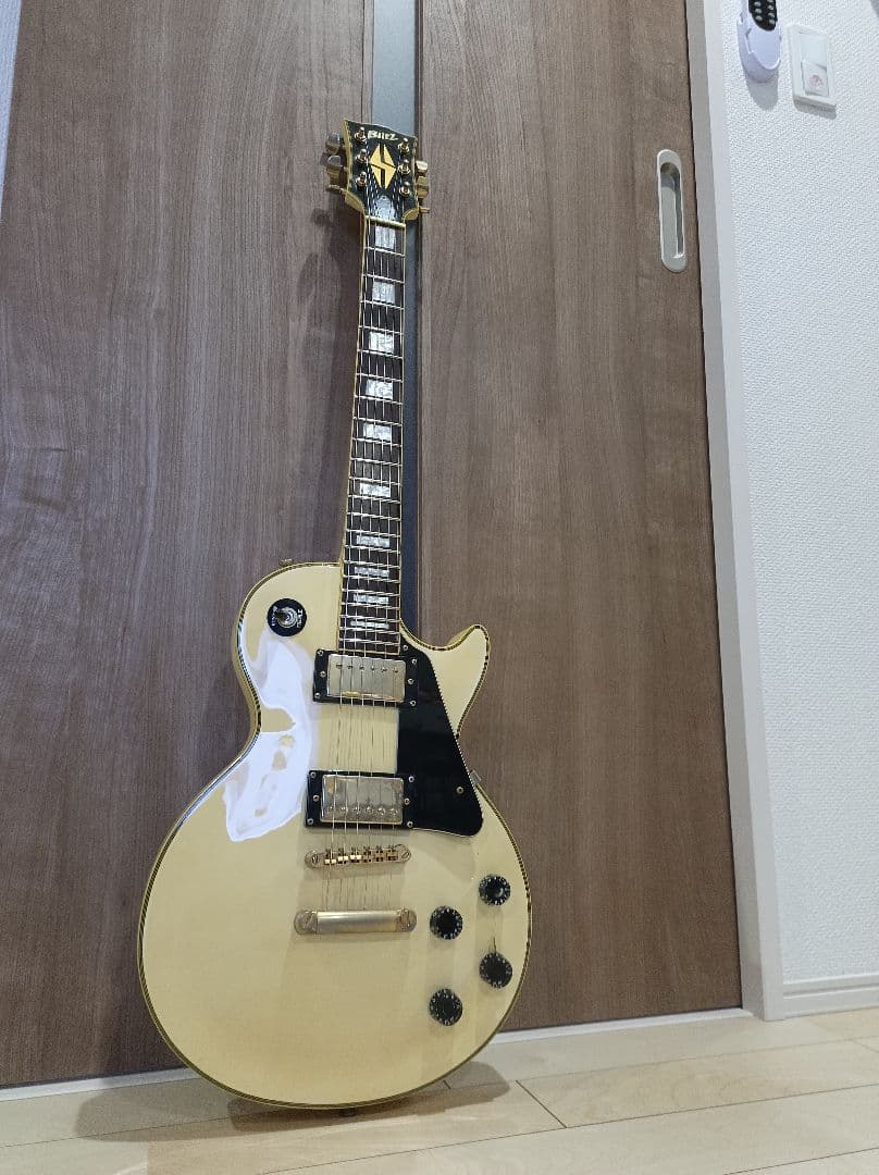 BLITZ　aria pro ⅱレスポールカスタム　タイプ エレキギター