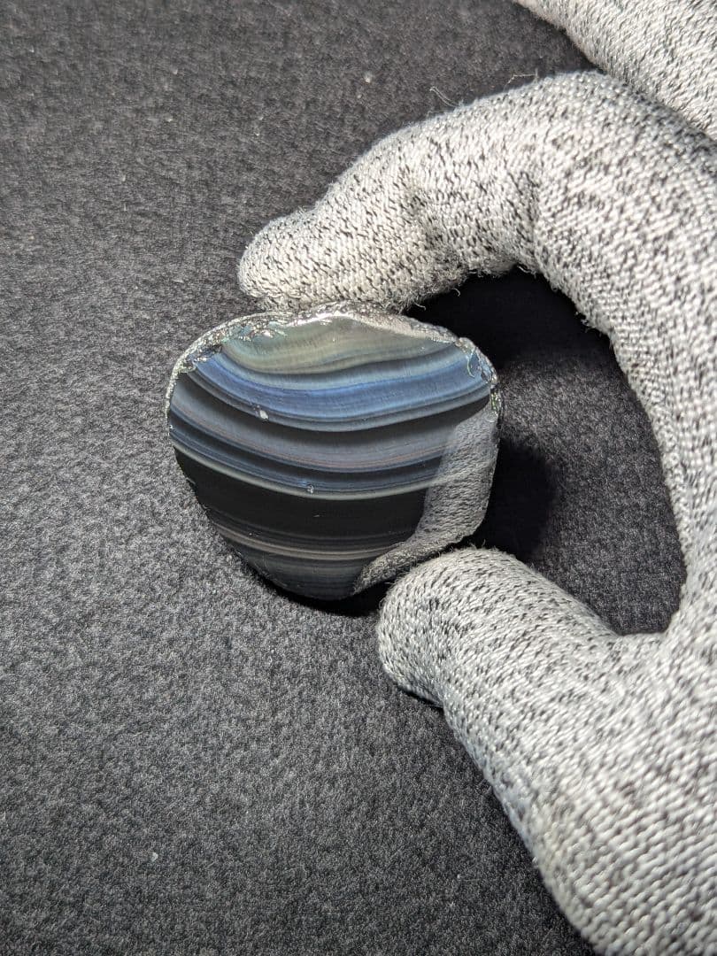 【研磨品】十勝石玲瓏　北海道産レインボーオブシディアン　十勝石　玲瓏石　黒曜石