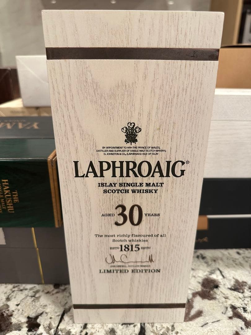 ラフロイグ30年 リミテッドエディション