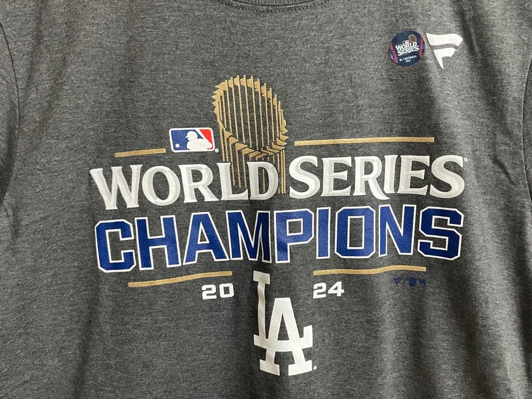 2024年ドジャース ワールドシリーズ Tシャツ&キャップ　チャンピオンセット