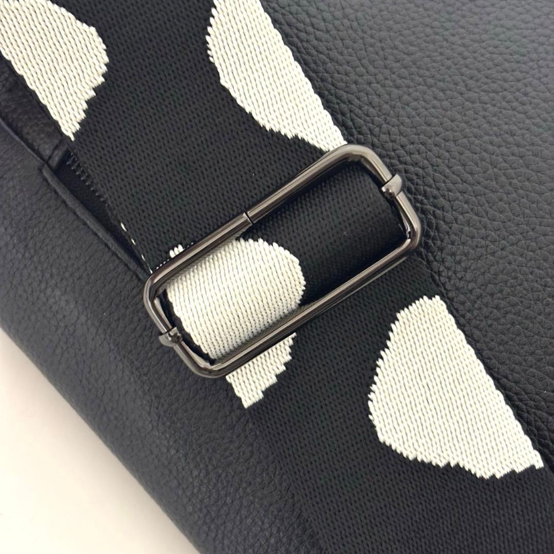 極美品 イアパピヨネ ワイドテープショルダーバッグ ボディバッグ ダルメシアン