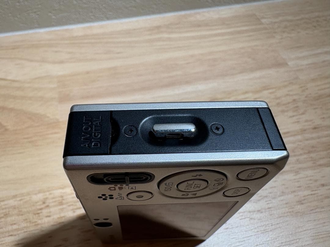 Canon IXY DIGITAL 10 シルバー【動作未確認】