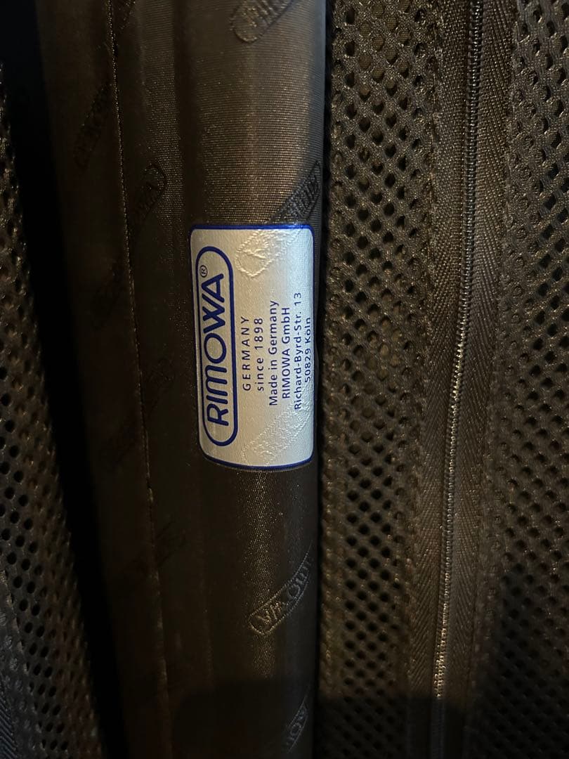 【美品】チタニウム　トパーズ　リモワ　スーツケース