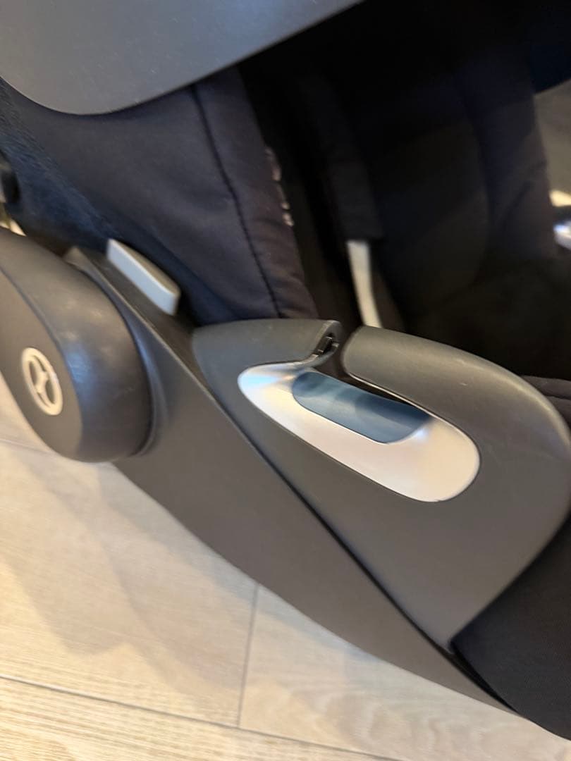 Cybex Cloud Z ブラック チャイルドシート