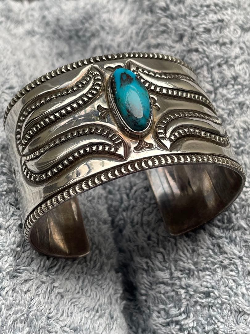 Jennifer Curtis ジェニファーカーティス ビズビー ブレスレット