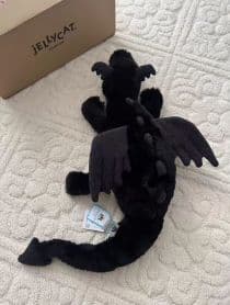  ブラックドラゴン ぬいぐるみ