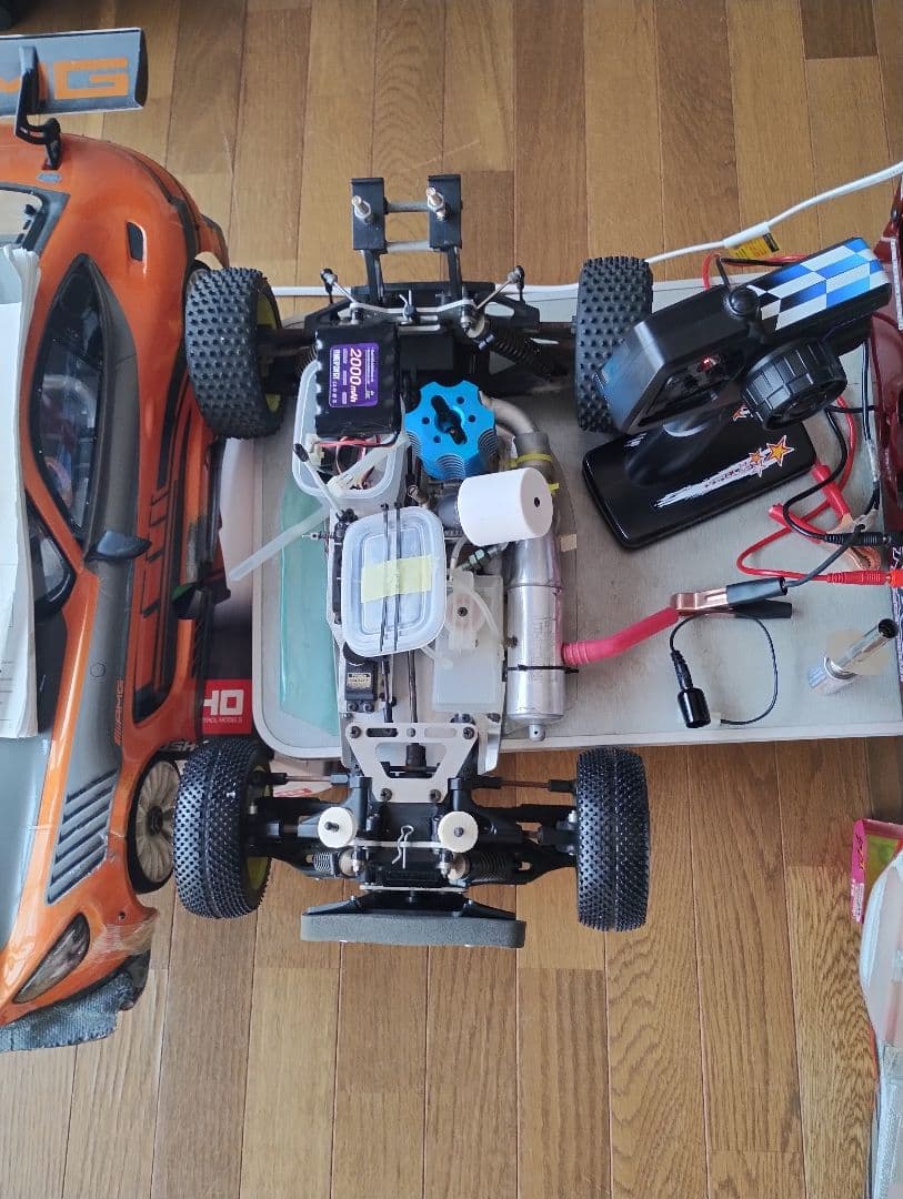 Inferno GT2 ＆ Inferno　各１機のシャーシとプロポのセット