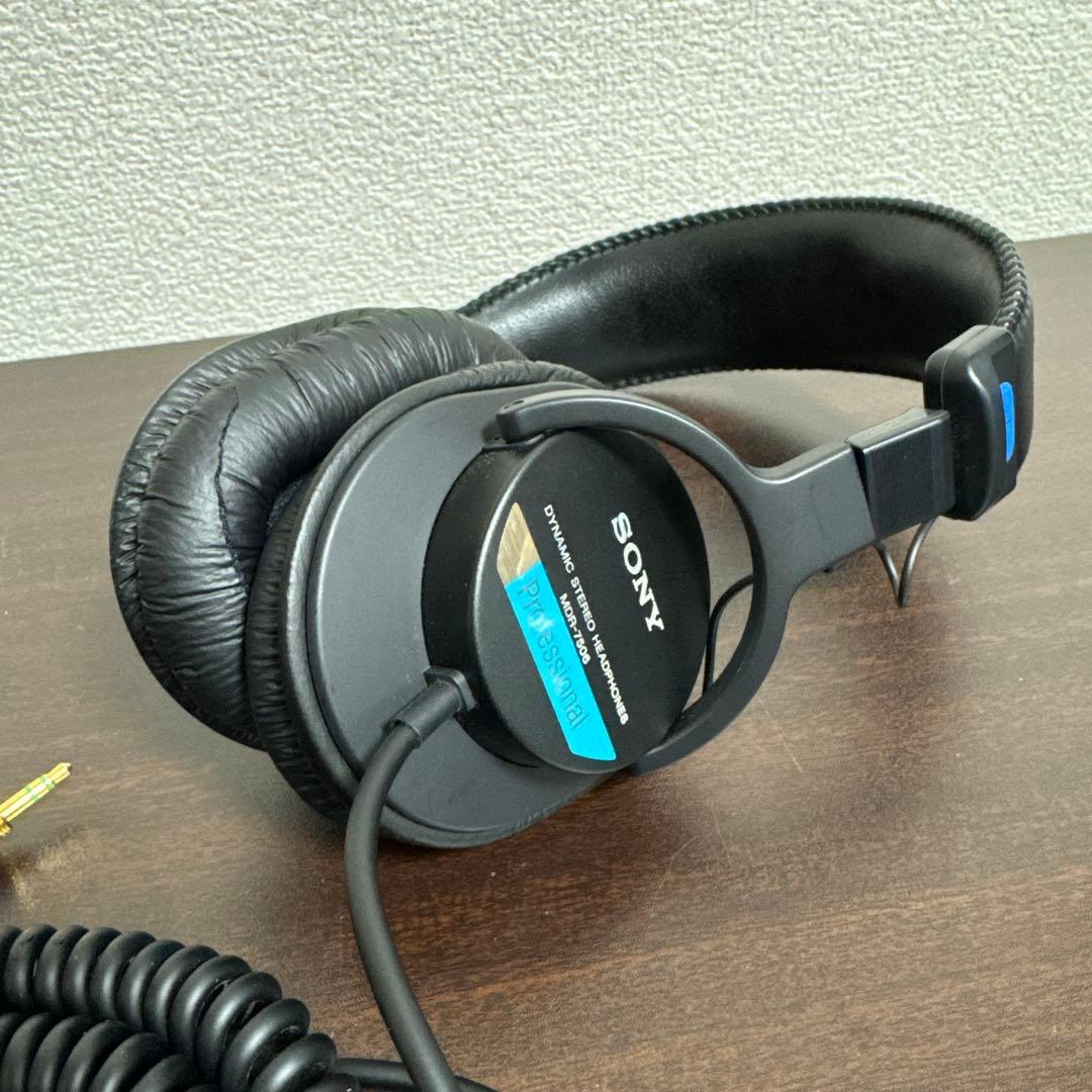 【美品】Sony MDR-7506 スタジオモニターヘッドホン