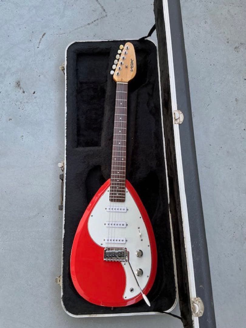 VOX ティアドロップ型ギター　マークIII 赤