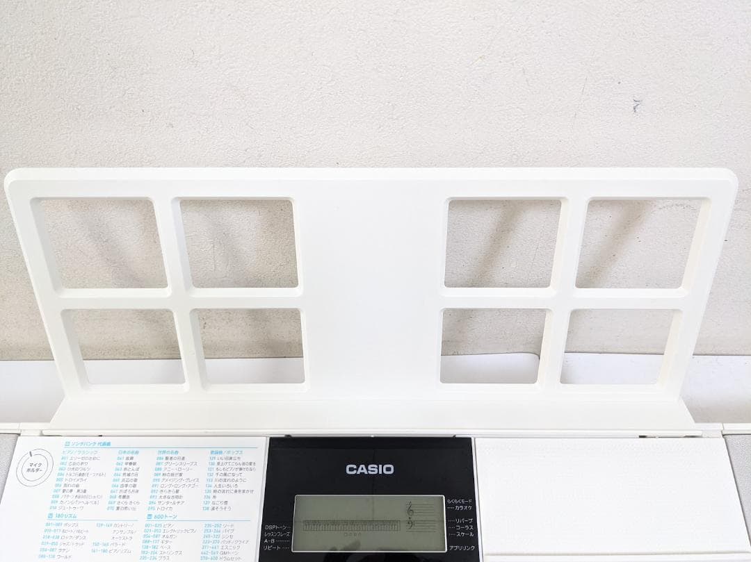 CASIO LK-516 光ナビゲーション電子ピアノ キーボード 61鍵盤