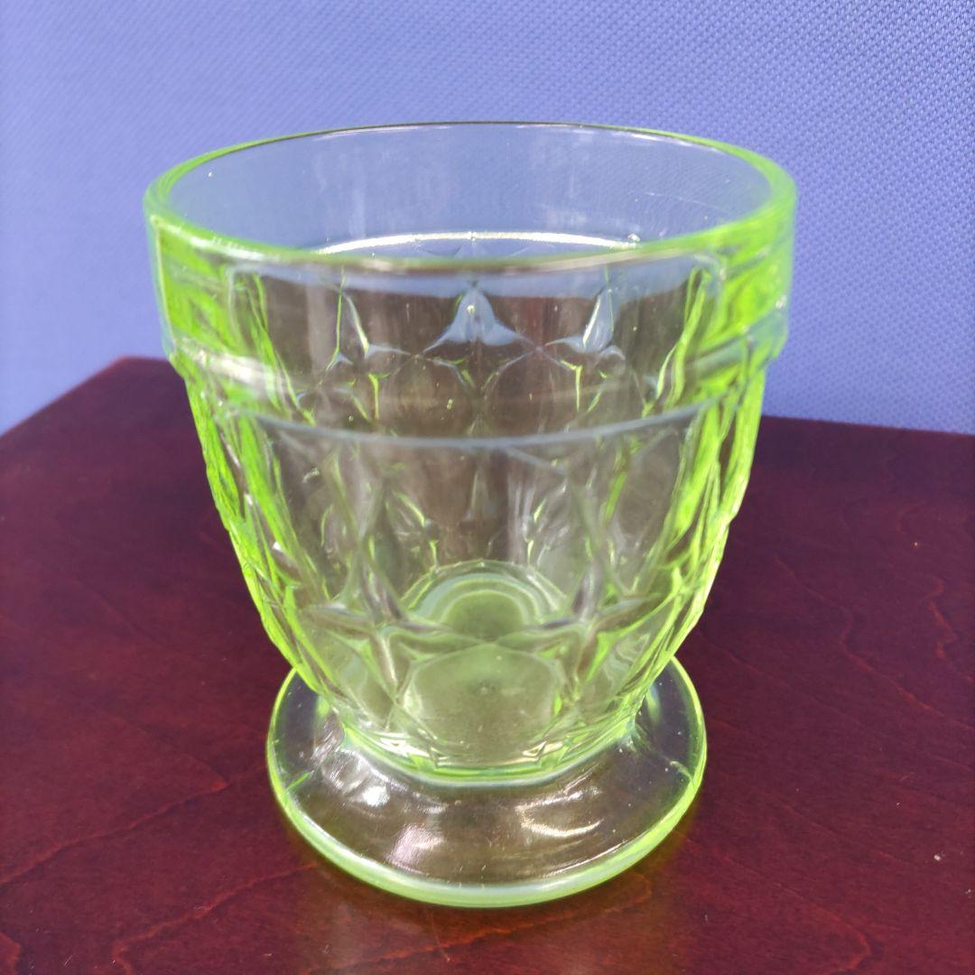 ウランガラス   D515