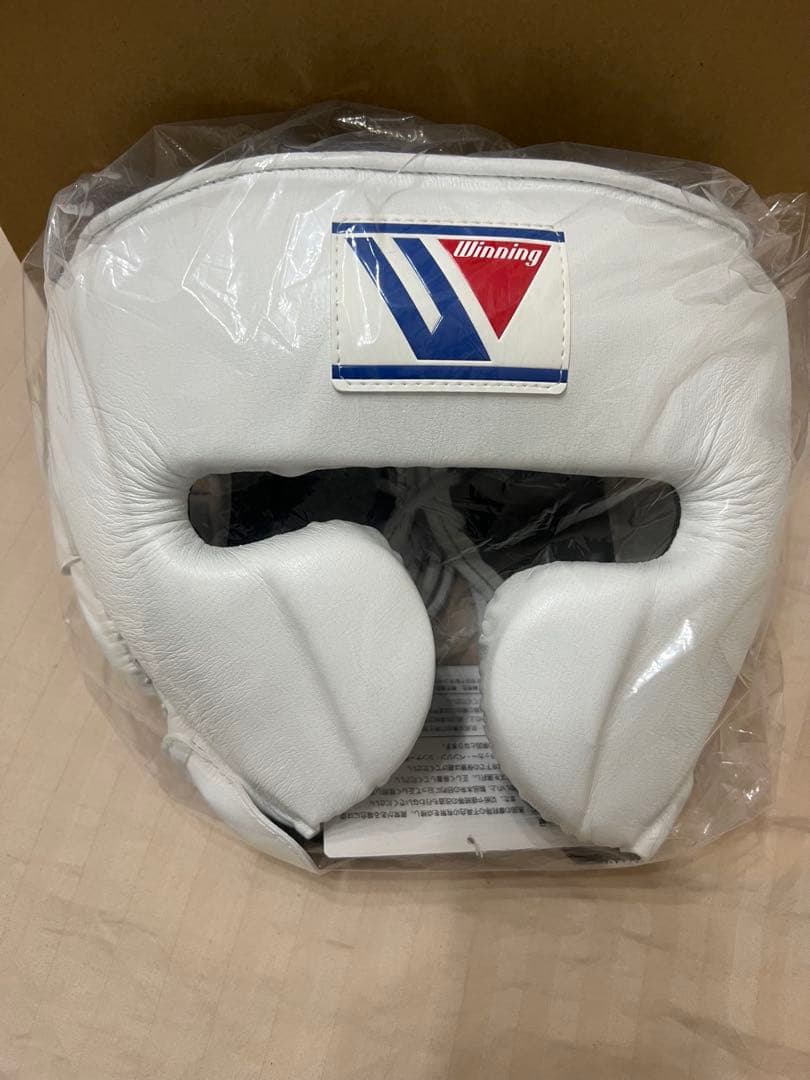Winning ボクシング ヘッドギア ホワイト　L 新品