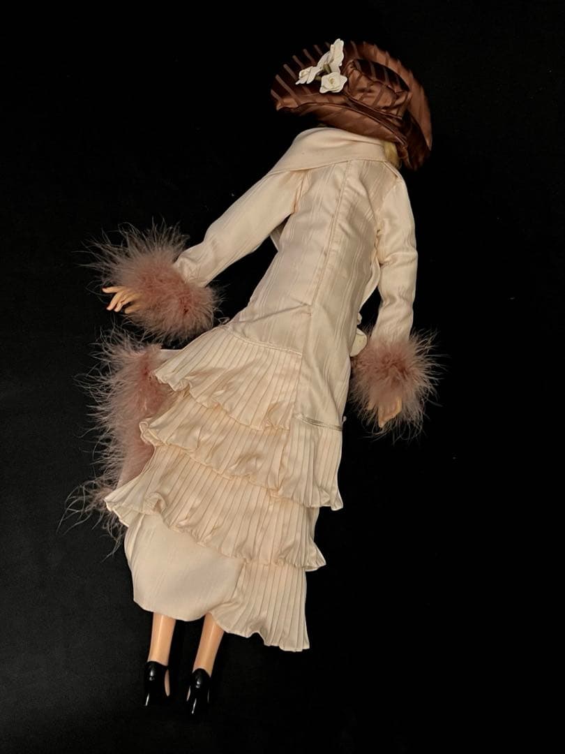 アンティークドール　ビスクドール イタリア　入手困難