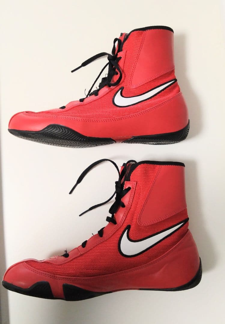 ビ*オ様 Nike ボクシングシューズ レッド 　マチョマイ2