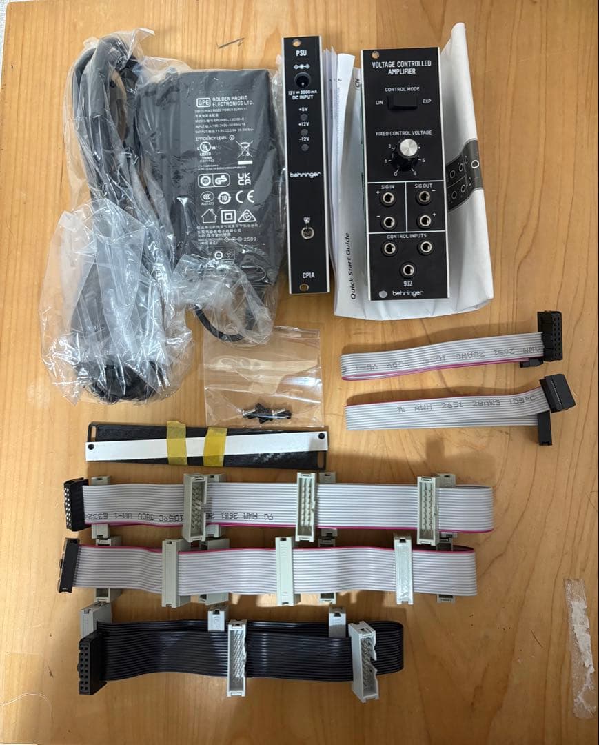 K*o様 ベリンガー CP1A 902VCA ユーロラック 電源 アンプ