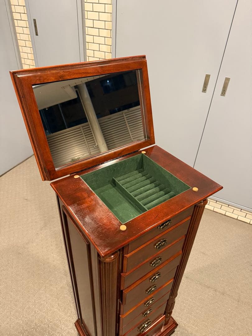 MADE IN USA・アンティーク・アクセサリーキャビネット・ヴィンテージ