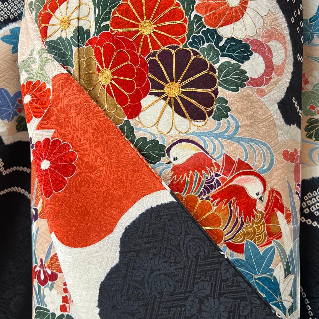 350 振袖フルセット 正絹 黒 朱赤 絞り 金彩 駒刺繍 古典 シック レトロ