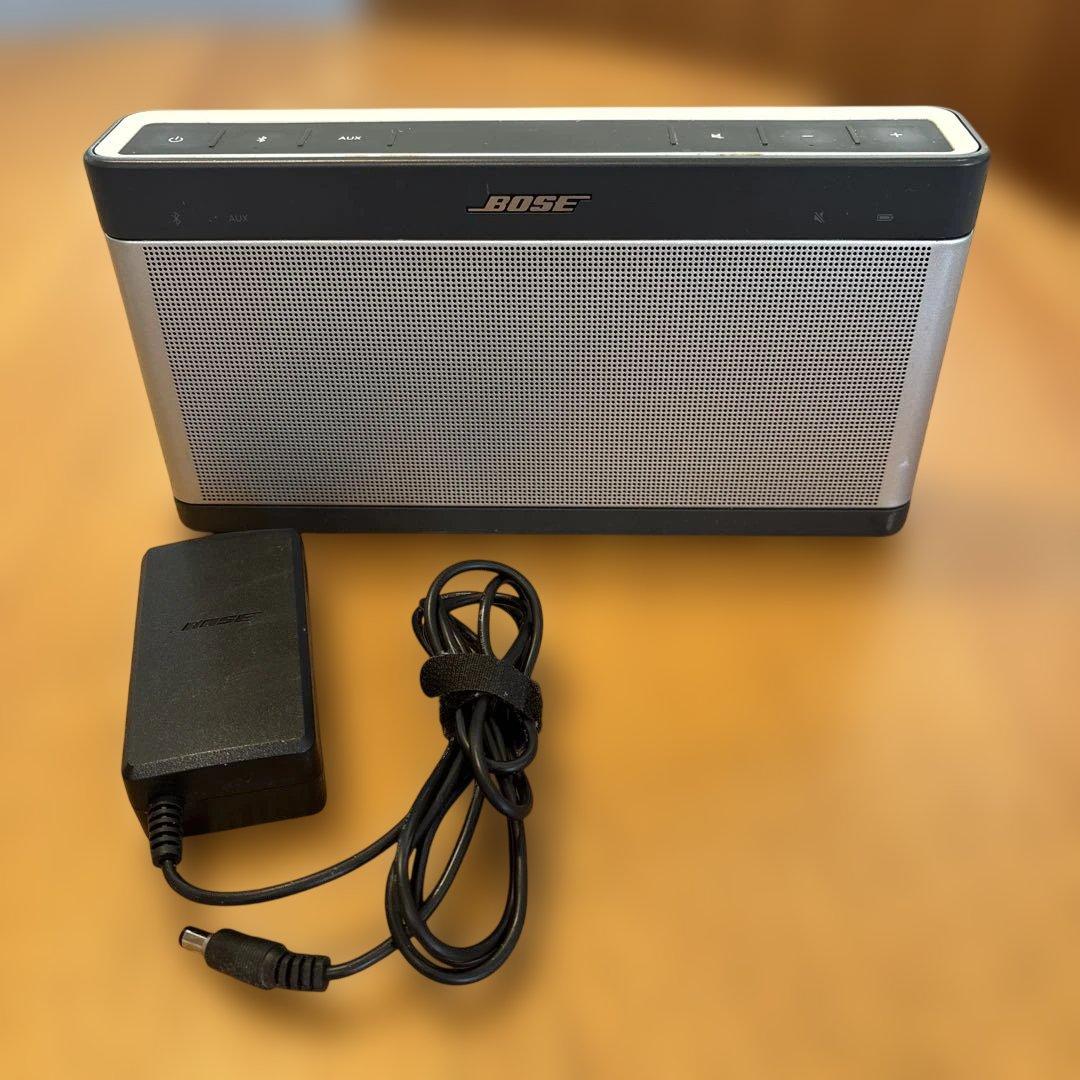 スピーカー・ウーファー BOSE SoundLink Bluetooth speaker III