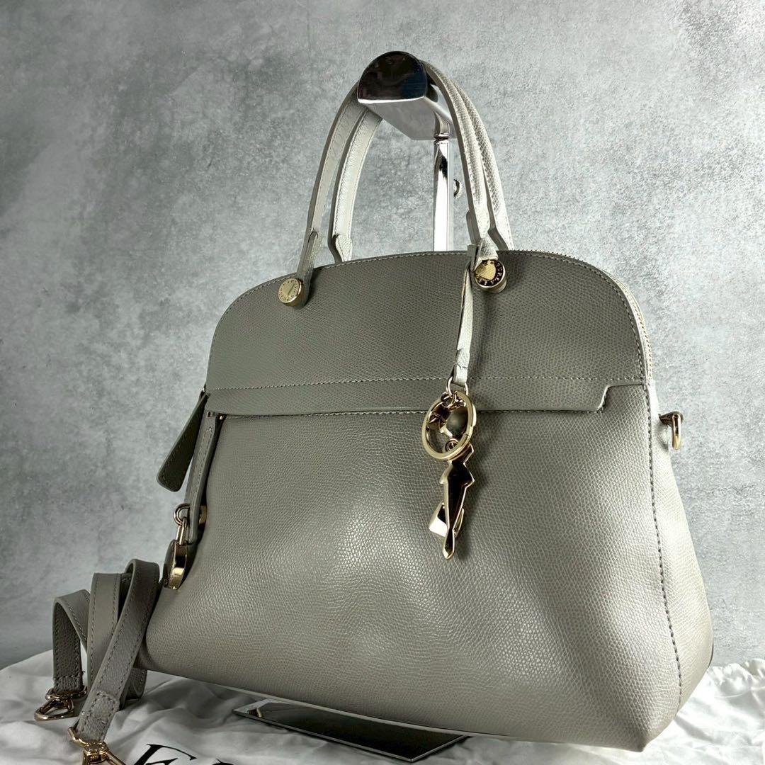 美品✨フルラ パイパー M ドーム 2way ハンド ショルダーバッグ レザー