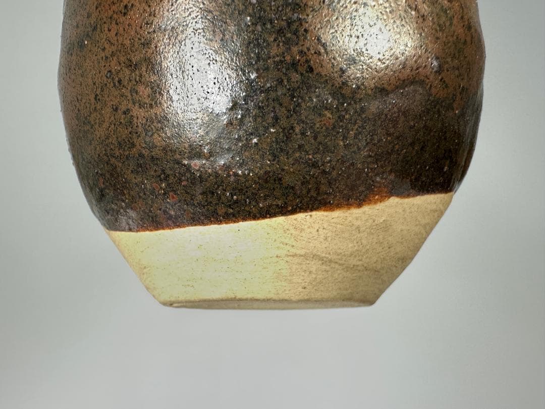 25.10.8-2 茶道具　茶入　作家品　花押　在銘有　供箱