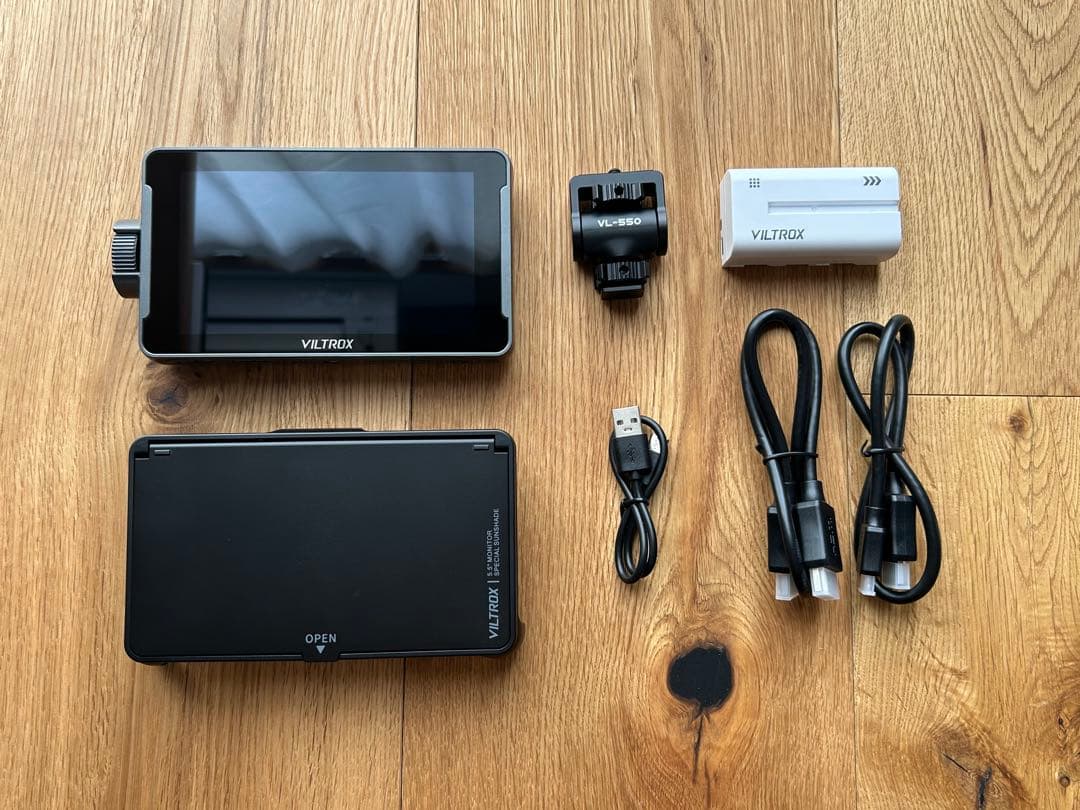 VILTROX DC-550 モニター