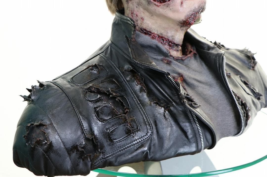 等身大 ターミネーター３ シリコンバスト T3 アーノルドシュワルツェネッガー