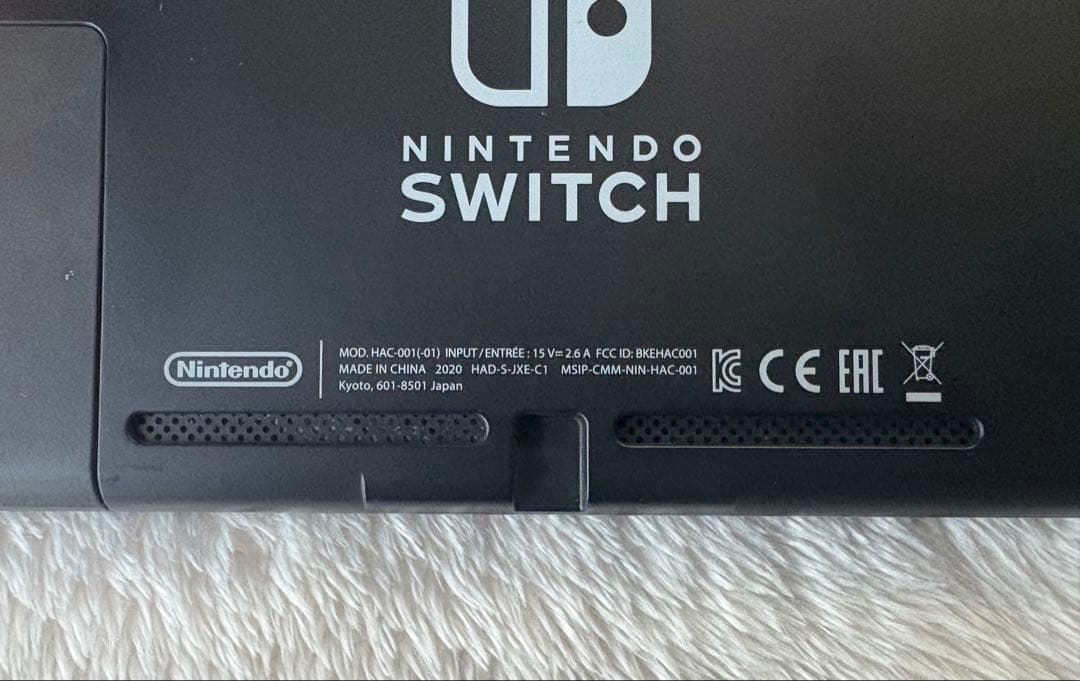 任天堂　スイッチ　本体