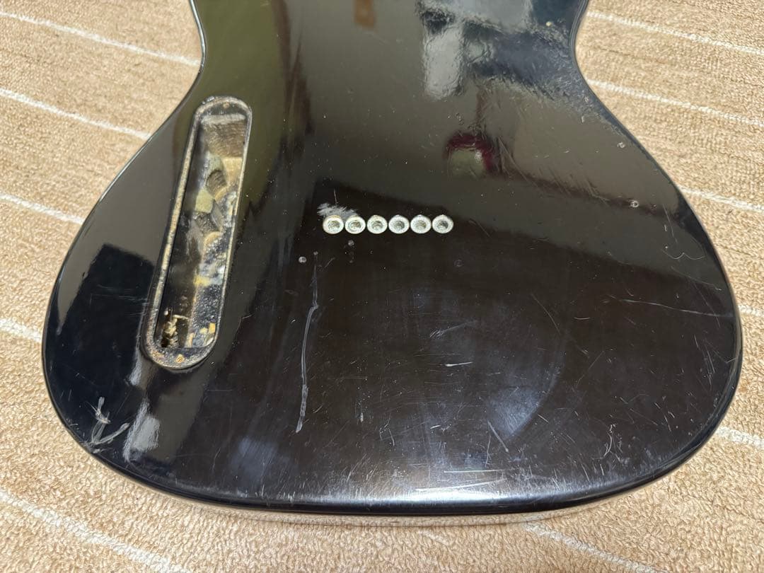 TEJ70か75のボディーのみ　フェルナンデス　幾何学模様ライン入り