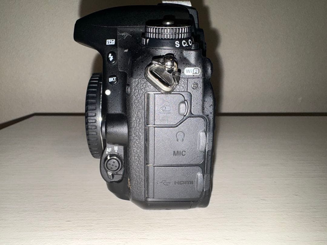 Nikon デジタル一眼レフカメラ ボディ