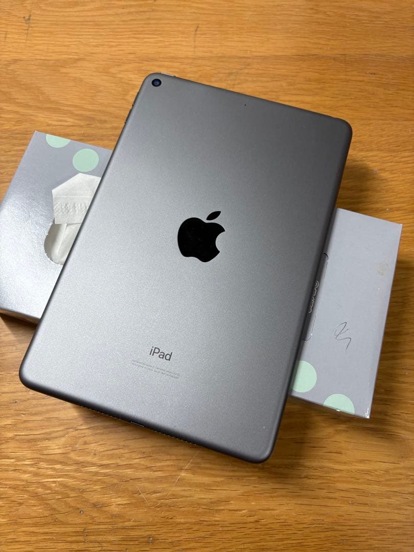 iPad mini第5世代　64GB wifiモデル　スペースグレー