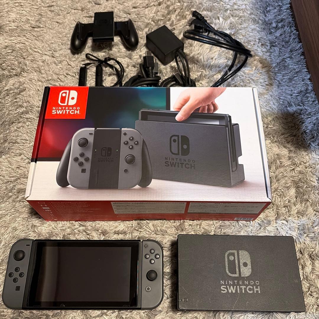 Nintendo Switch グレー本体(同梱物全て揃っています)