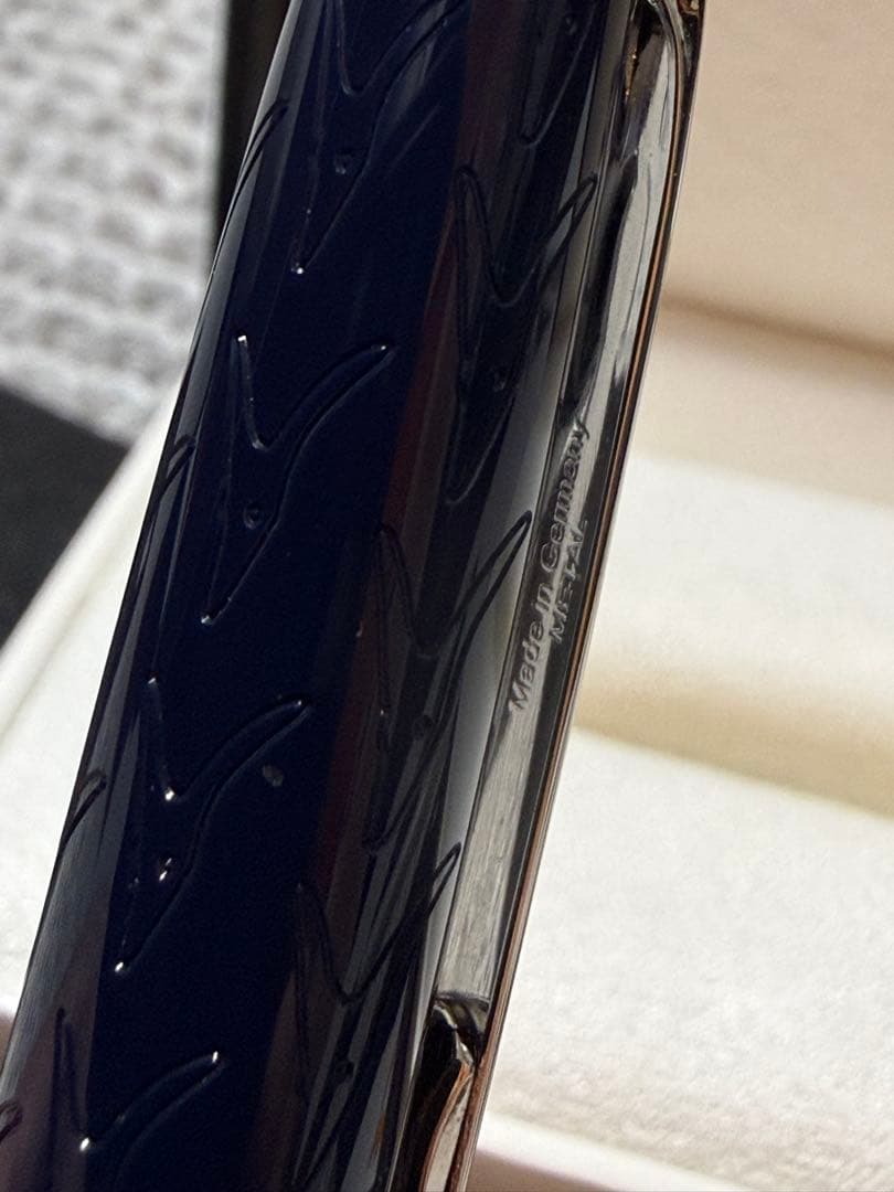 新品 モンブラン マイスターシュテュック ミッドサイズボールペン 星の王子さま