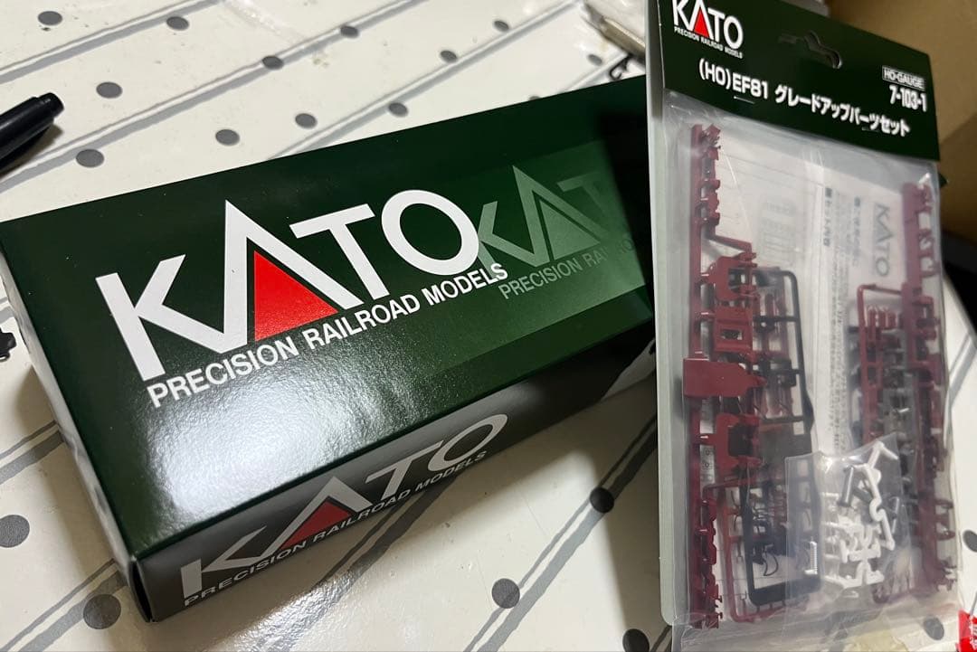 KATO HO 1-323 EF81 81北斗星色